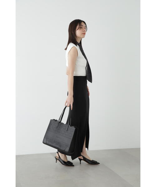 JILL STUART(ジルスチュアート)の「◆スカーフ付きニットトップ(ニット/セーター・レディース・ブルー/ブラック/ホワイト・FREE)」の21枚目の写真