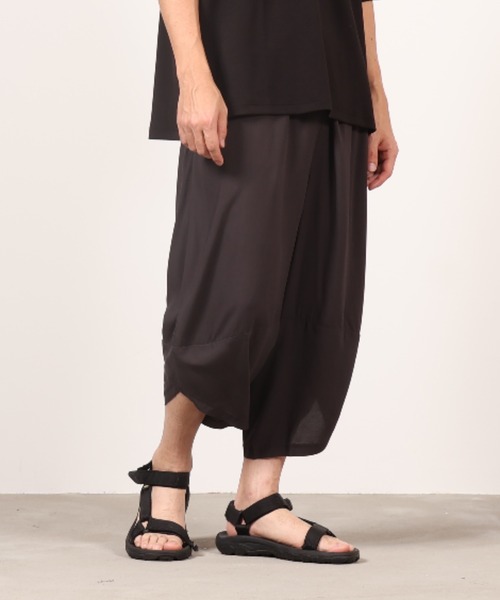 NAVY(ネイビー)の「接触冷感 レーヨンバルーンクロップトパンツ サルエルパンツ アラジンパンツ(その他パンツ・メンズ・ブラウン/グリーン/チャコール/ブラック/パープル・L/M/XL)」の3枚目の写真