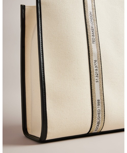 Ted Baker(テッドベーカー)の「GEORJEY ブランデッド キャンバス トートバッグ(トートバッグ・レディース・オートミール・O/S)」の6枚目の写真