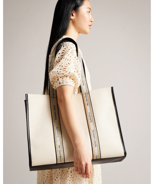 Ted Baker(テッドベーカー)の「GEORJEY ブランデッド キャンバス トートバッグ(トートバッグ・レディース・オートミール・O/S)」の8枚目の写真