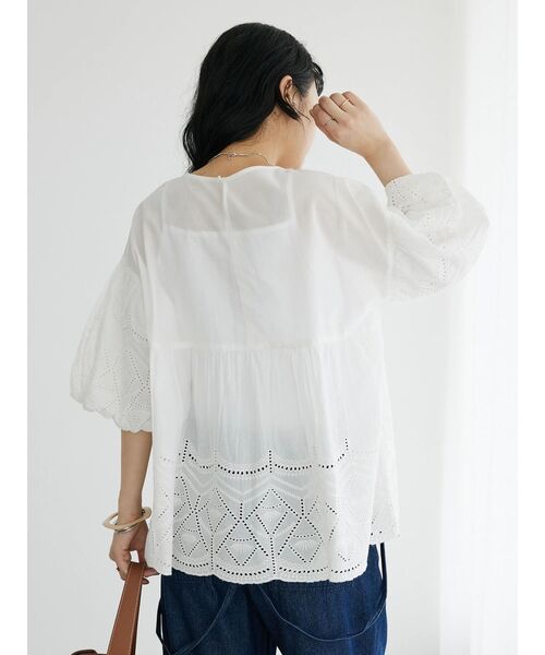 CRAFT STANDARD BOUTIQUE(クラフトスタンダードブティック)の「インドコットンアイレット刺繍バルーンスリーブブラウス(シャツ/ブラウス・レディース・オフホワイト/グリーン/ブラック・FREE)」の8枚目の写真