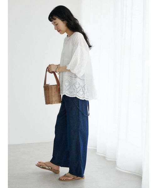 CRAFT STANDARD BOUTIQUE(クラフトスタンダードブティック)の「インドコットンアイレット刺繍バルーンスリーブブラウス(シャツ/ブラウス・レディース・オフホワイト/グリーン/ブラック・FREE)」の14枚目の写真