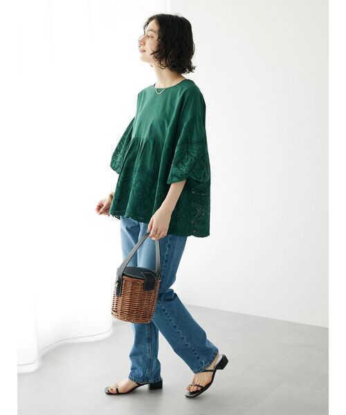 CRAFT STANDARD BOUTIQUE(クラフトスタンダードブティック)の「インドコットンアイレット刺繍バルーンスリーブブラウス(シャツ/ブラウス・レディース・オフホワイト/グリーン/ブラック・FREE)」の21枚目の写真