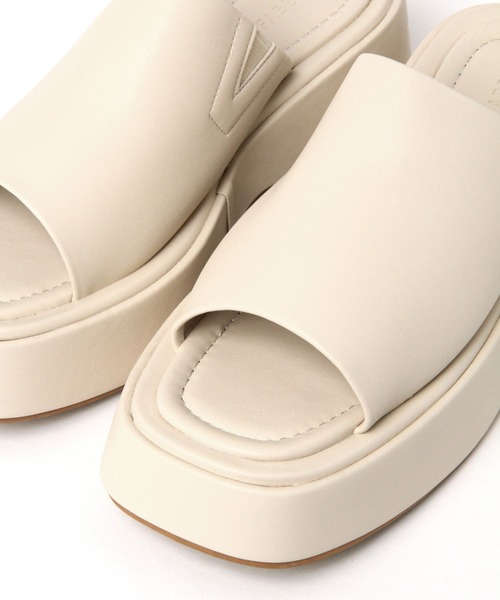 ALAND（エーランド）の「プラットフォームサンダル 2198600（サンダル・レディース・ベージュ/ブラック/ホワイト・SMALL/MEDIUM/LARGE）」の12枚目の写真