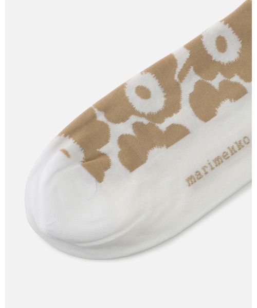 marimekko(マリメッコ)の「Unikko / Kirmailla Socks(ソックス/靴下・メンズ・ベージュ/ブラック/グレー・43/46/37/40/34)」の4枚目の写真