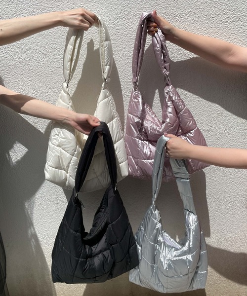 WEGO（ウィゴー）の「WEGO/BIGパデッドワンショルダー（ショルダーバッグ・レディース・ホワイト/ブラック/ライトピンク/シルバー/その他1・FREE）」の18枚目の写真