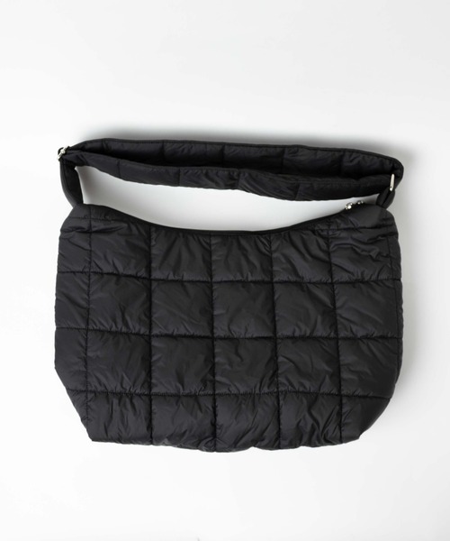 WEGO（ウィゴー）の「WEGO/BIGパデッドワンショルダー（ショルダーバッグ・レディース・ホワイト/ブラック/ライトピンク/シルバー/その他1・FREE）」の22枚目の写真