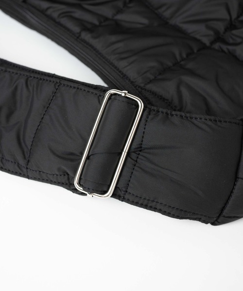 WEGO（ウィゴー）の「WEGO/BIGパデッドワンショルダー（ショルダーバッグ・レディース・ホワイト/ブラック/ライトピンク/シルバー/その他1・FREE）」の17枚目の写真