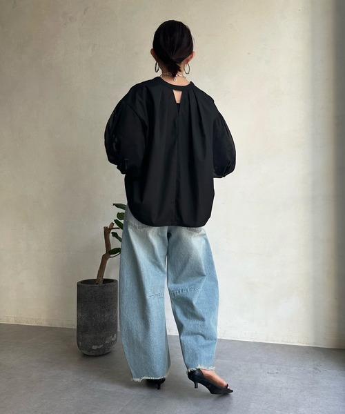 DouDou(ドゥドゥ)の「【WEB限定】バルーンスリーブブラウス(シャツ/ブラウス・レディース・オフホワイト/ブラック/ブルー・FREE)」の6枚目の写真