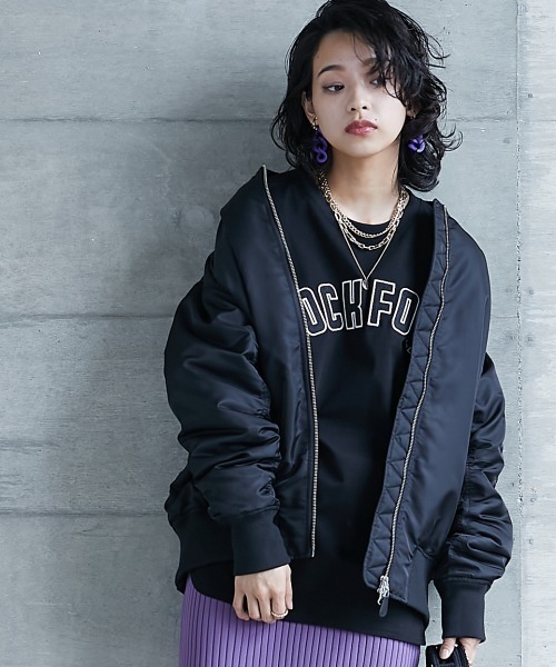 GEVS.（ジェイヴィス）の「＜大きいサイズ＞ 綿100％ロゴパッチワーク刺しゅうロングスリーブＴシャツ GEVS.（Tシャツ/カットソー・レディース・ブラック/オフホワイト・L/LL/3L/4L/5L）」の5枚目の写真