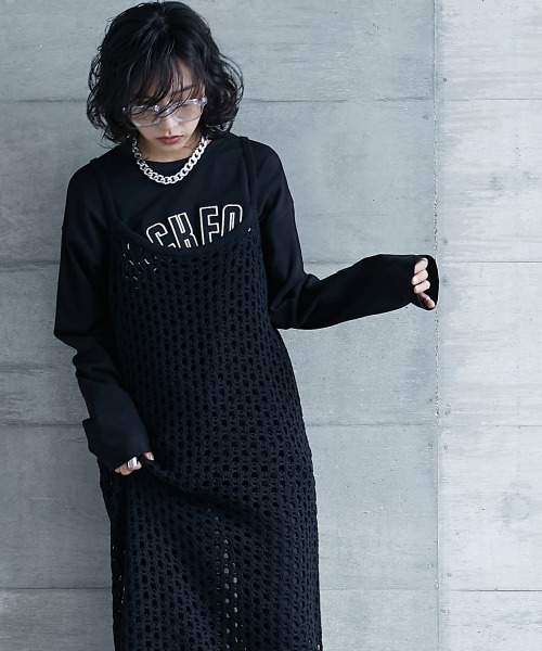 GEVS.（ジェイヴィス）の「＜大きいサイズ＞ 綿100％ロゴパッチワーク刺しゅうロングスリーブＴシャツ GEVS.（Tシャツ/カットソー・レディース・ブラック/オフホワイト・L/LL/3L/4L/5L）」の6枚目の写真
