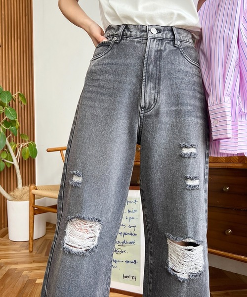 moment+(モーメントプラス)の「クラッシュダメージデニムパンツ(デニムパンツ・レディース・ブラック系その他/サックスブルー/ブルー・S/M/L)」の15枚目の写真