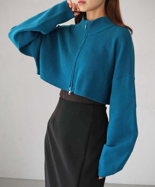 cheriella（シェリエラ）の「【cheriella】WEB限定ショートZIPニットブルゾン（ブルゾン・レディース・ワインレッド/アイボリー/ブラック/ブルー・M）」の8枚目の写真