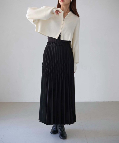 cheriella（シェリエラ）の「【cheriella】WEB限定ショートZIPニットブルゾン（ブルゾン・レディース・ワインレッド/アイボリー/ブラック/ブルー・M）」の9枚目の写真