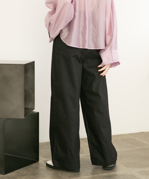 KBF(ケイビーエフ)の「フロントタックWIDEパンツ(その他パンツ・レディース・チャコールグレー/ライトグレー・36/38)」の16枚目の写真