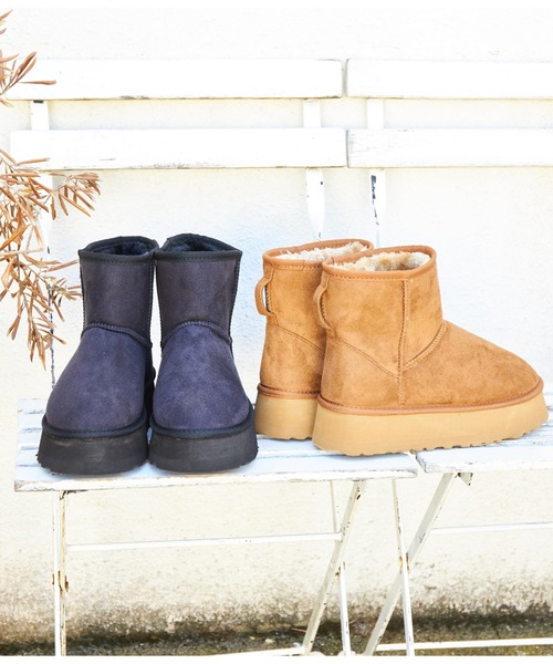 anap mimpi（アナップミンピ）の「厚底ムートンショートブーツ（ブーツ・レディース・キャメル/ブラック・M/S/L）」の19枚目の写真