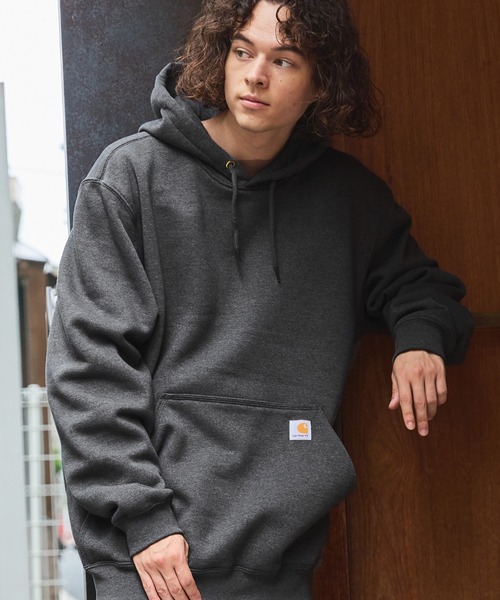 Carhartt（カーハート）の「Carhartt /ルーズフィットミッドウエイトプルパーカー（パーカー・メンズ・ブラック/ネイビー/オレンジ/チャコールグレー/ライトグレー系1/ブラック系1/イエロー/ヘザーグレー・XL/L/S/M）」の22枚目の写真