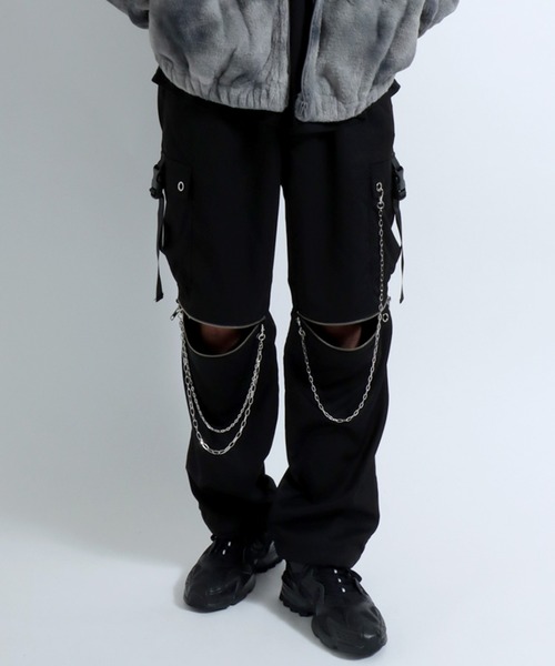 Salong hameu（サロン ハミュー）の「チェーン＆ジップ使いワイドカーゴパンツ メンズ レディース/サブカル系/病み系/量産系ファッション（カーゴパンツ・メンズ・ブラック/ホワイト・M/L）」の5枚目の写真