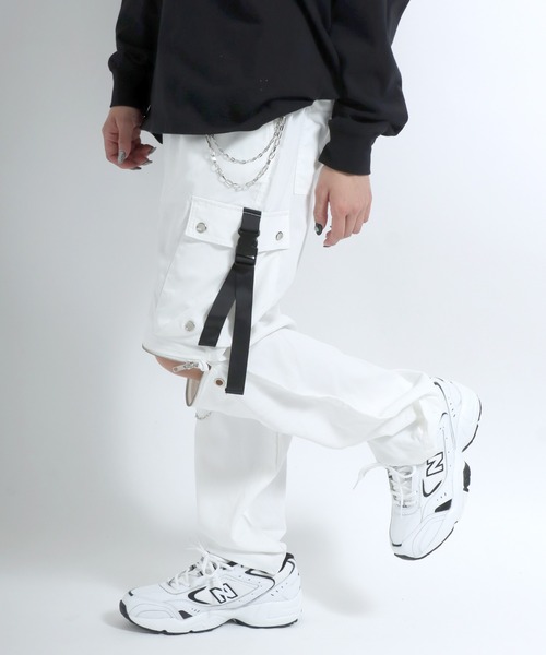 Salong hameu（サロン ハミュー）の「チェーン＆ジップ使いワイド