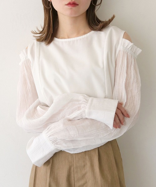 CLEIO(クレイオ)の「【CLEIO】袖ボリューム肩開きバックリボンブラウス/SLEEVE VOLUME BLOUSE/980-11614(シャツ/ブラウス・レディース・ブラック/ホワイト・FREE)」の3枚目の写真