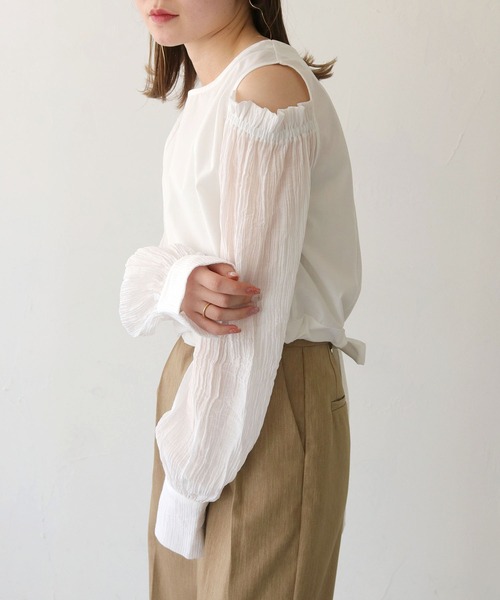 CLEIO(クレイオ)の「【CLEIO】袖ボリューム肩開きバックリボンブラウス/SLEEVE VOLUME BLOUSE/980-11614(シャツ/ブラウス・レディース・ブラック/ホワイト・FREE)」の9枚目の写真