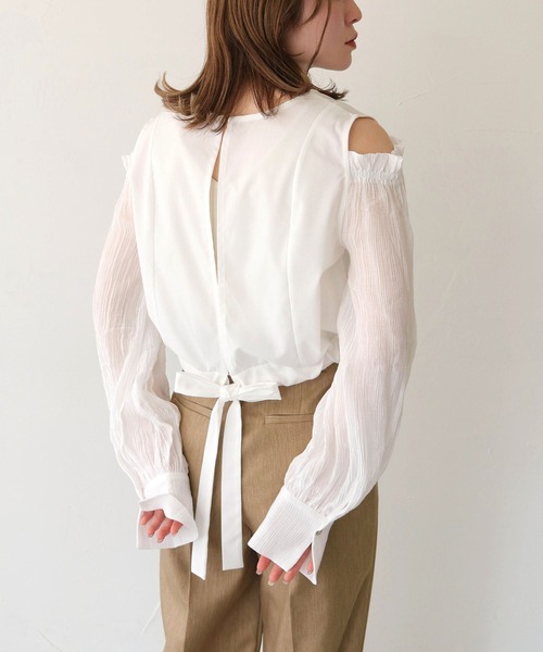 CLEIO(クレイオ)の「【CLEIO】袖ボリューム肩開きバックリボンブラウス/SLEEVE VOLUME BLOUSE/980-11614(シャツ/ブラウス・レディース・ブラック/ホワイト・FREE)」の14枚目の写真