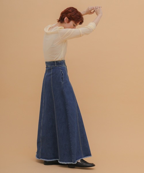 select MOCA(セレクトモカ)の「スラブデニムロングフレアスカート(デニムスカート・レディース・ライトブルー/インディゴブルー・LARGE/MEDIUM)」の18枚目の写真