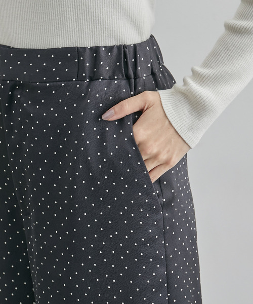 ROPE'(ロペ)の「サテンドットストレートパンツ(その他パンツ・レディース・ブラック系その他/キナリ・36/38)」の15枚目の写真