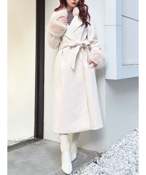 RESEXXY（リゼクシー）の「レディファーコート（チェスターコート・レディース・ブラック/アイボリー・MEDIUM/SMALL）」の22枚目の写真