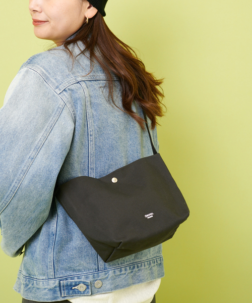 ORCIVAL（オーシバル）の「《WEB限定追加2》【ORCIVAL】LCV  SHOULDER POUCH MEDIUM：ショルダーバッグ（ショルダーバッグ・レディース・ベージュ/ホワイト×ホワイト/ブラック系その他・FREE）」の18枚目の写真