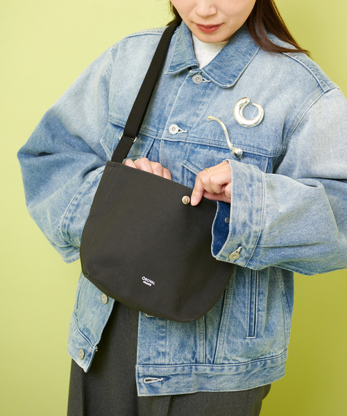 ORCIVAL（オーシバル）の「《WEB限定追加2》【ORCIVAL】LCV  SHOULDER POUCH MEDIUM：ショルダーバッグ（ショルダーバッグ・レディース・ベージュ/ホワイト×ホワイト/ブラック系その他・FREE）」の19枚目の写真