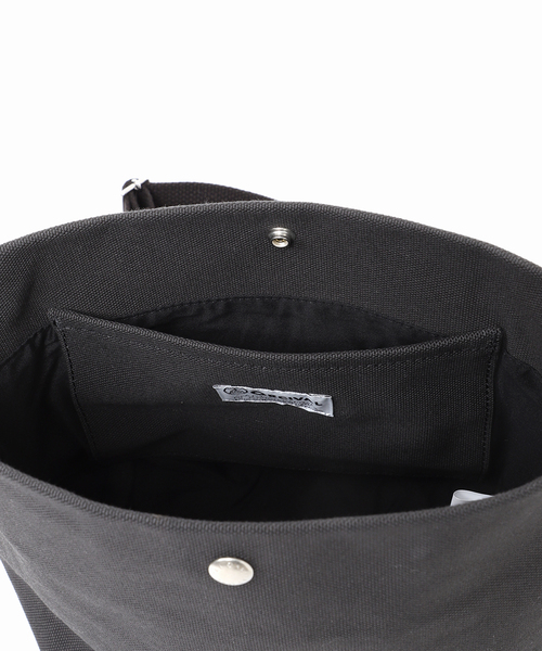 ORCIVAL（オーシバル）の「《WEB限定追加2》【ORCIVAL】LCV  SHOULDER POUCH MEDIUM：ショルダーバッグ（ショルダーバッグ・レディース・ベージュ/ホワイト×ホワイト/ブラック系その他・FREE）」の7枚目の写真