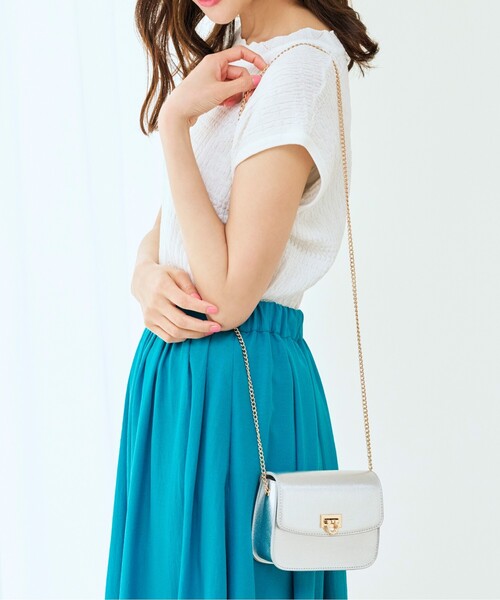 grove(グローブ)の「◆フラップオコシアクセサリーショルダー(ショルダーバッグ・レディース・ライトブルー/シルバー/ブラック/オフホワイト/グレー/ライトグレー/シルバー系3/スモーキーグリーン系/ベビーピンク・00)」の9枚目の写真