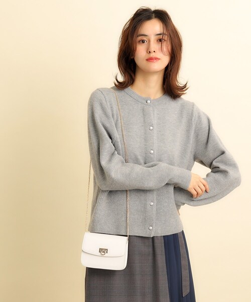 grove(グローブ)の「◆フラップオコシアクセサリーショルダー(ショルダーバッグ・レディース・ライトブルー/シルバー/ブラック/オフホワイト/グレー/ライトグレー/シルバー系3/スモーキーグリーン系/ベビーピンク・00)」の2枚目の写真