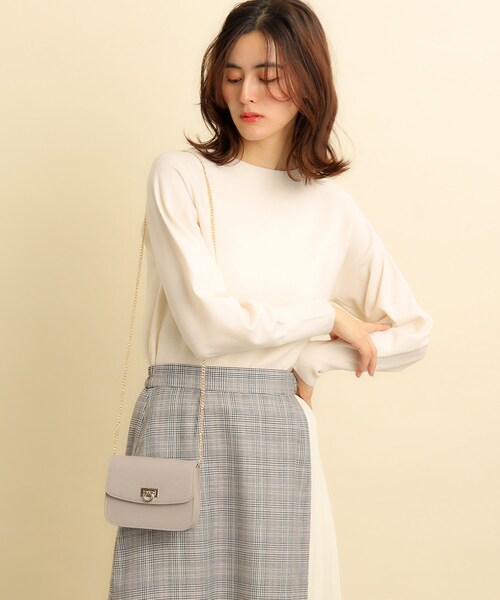 grove(グローブ)の「◆フラップオコシアクセサリーショルダー(ショルダーバッグ・レディース・ライトブルー/シルバー/ブラック/オフホワイト/グレー/ライトグレー/シルバー系3/スモーキーグリーン系/ベビーピンク・00)」の12枚目の写真