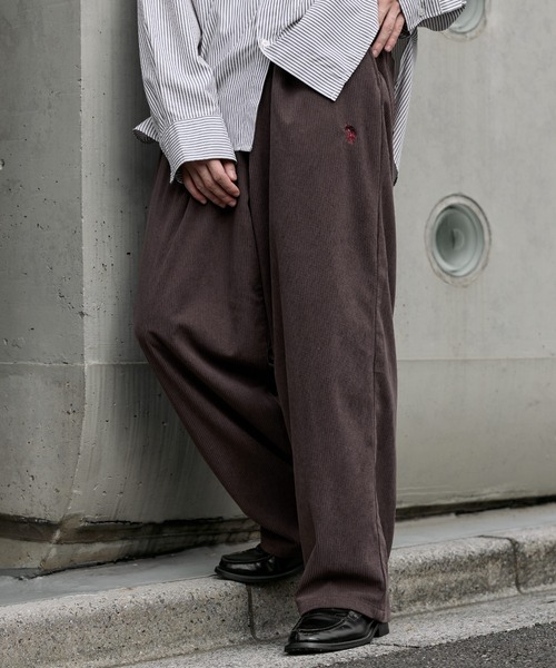 U.S. POLO ASSN.（ユーエスポロアッスン）の「U.S. POLO ASSN. 別注 ロゴ刺繍バルーンシルエットシェフパンツ（チノパンツ・メンズ・ブラック系/ブルー系/ブラック/グレー系/チャコール/カーキ/ホワイト/ベージュ/ブラック系1/カーキ系1/ブラウン系1/ベージュ系1/ブラック系2/ネイビー/グレー・S/M/XL/L）」の9枚目の写真