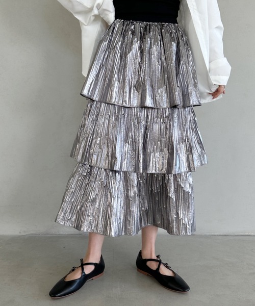 un+frame（アンフレーム）の「metallic tiered skirt /メタリックティアードカンカンロング丈スカート（スカート・レディース・ブラック/シルバー・FREE）」の13枚目の写真