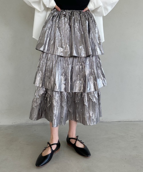 un+frame（アンフレーム）の「metallic tiered skirt /メタリックティアードカンカンロング丈スカート（スカート・レディース・ブラック/シルバー・FREE）」の10枚目の写真