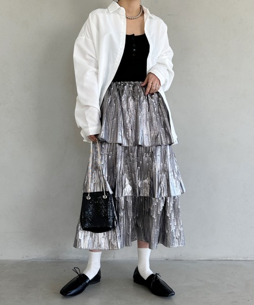 un+frame（アンフレーム）の「metallic tiered skirt /メタリックティアードカンカンロング丈スカート（スカート・レディース・ブラック/シルバー・FREE）」の7枚目の写真