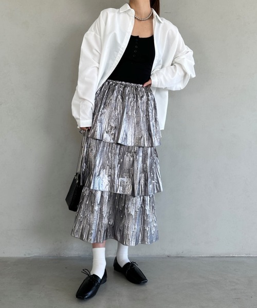 un+frame（アンフレーム）の「metallic tiered skirt /メタリックティアードカンカンロング丈スカート（スカート・レディース・ブラック/シルバー・FREE）」の8枚目の写真