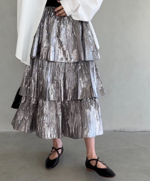 un+frame（アンフレーム）の「metallic tiered skirt /メタリックティアードカンカンロング丈スカート（スカート・レディース・ブラック/シルバー・FREE）」の19枚目の写真