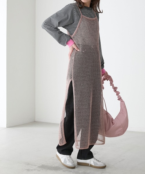 BONLECILL(ボンルシール)の「ラメメッシュキャミソールワンピース(ワンピース・レディース・ピンク/ブラック/ゴールド/シルバー・FREE)」の6枚目の写真