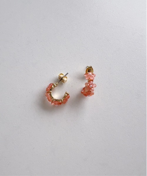 thank U more(サンキューモア)の「ミニフラワーフープピアス(ピアス(両耳用)・レディース・ピンク/オフホワイト/ブルー/パープル・FREE)」の13枚目の写真