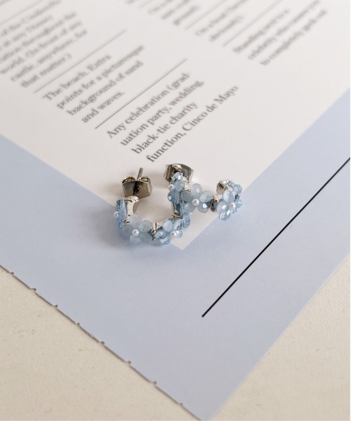 thank U more(サンキューモア)の「ミニフラワーフープピアス(ピアス(両耳用)・レディース・ピンク/オフホワイト/ブルー/パープル・FREE)」の8枚目の写真