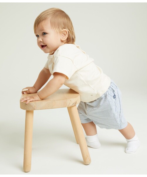 PETIT BATEAU（プチバトー）の「シアサッカーショートパンツ（その他パンツ・キッズ・ホワイト×ブルー・36MONTH/18MONTH/24MONTH/12MONTH）」の2枚目の写真