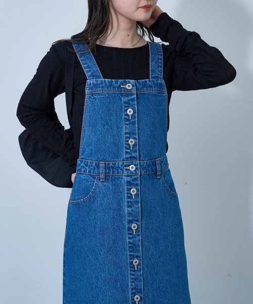 COLONY 2139（コロニートゥーワンスリーナイン）の「ボタンダウンデニムサロペットスカート（サロペット/オーバーオール・レディース・ブルー・FREE）」の9枚目の写真
