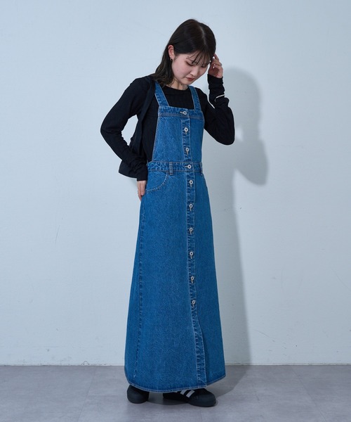 COLONY 2139（コロニートゥーワンスリーナイン）の「ボタンダウンデニムサロペットスカート（サロペット/オーバーオール・レディース・ブルー・FREE）」の3枚目の写真