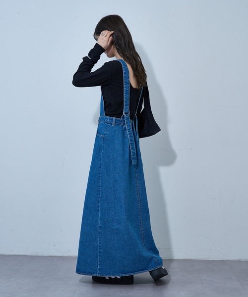 COLONY 2139（コロニートゥーワンスリーナイン）の「ボタンダウンデニムサロペットスカート（サロペット/オーバーオール・レディース・ブルー・FREE）」の6枚目の写真