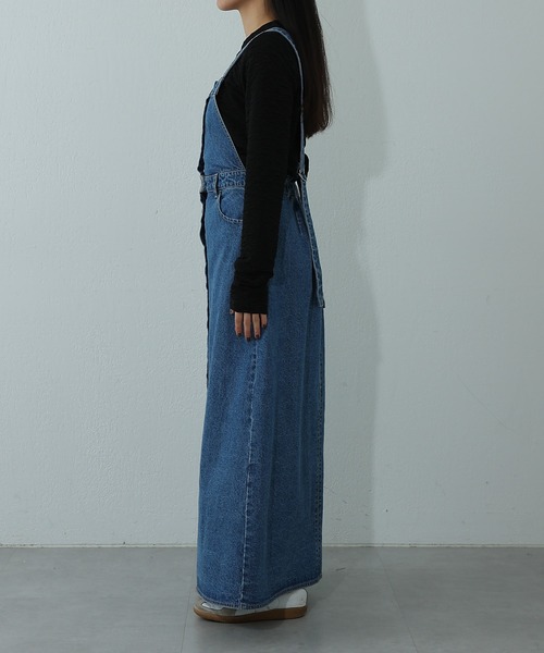 COLONY 2139（コロニートゥーワンスリーナイン）の「ボタンダウンデニムサロペットスカート（サロペット/オーバーオール・レディース・ブルー・FREE）」の11枚目の写真