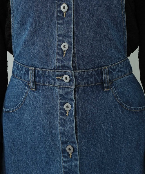 COLONY 2139（コロニートゥーワンスリーナイン）の「ボタンダウンデニムサロペットスカート（サロペット/オーバーオール・レディース・ブルー・FREE）」の16枚目の写真